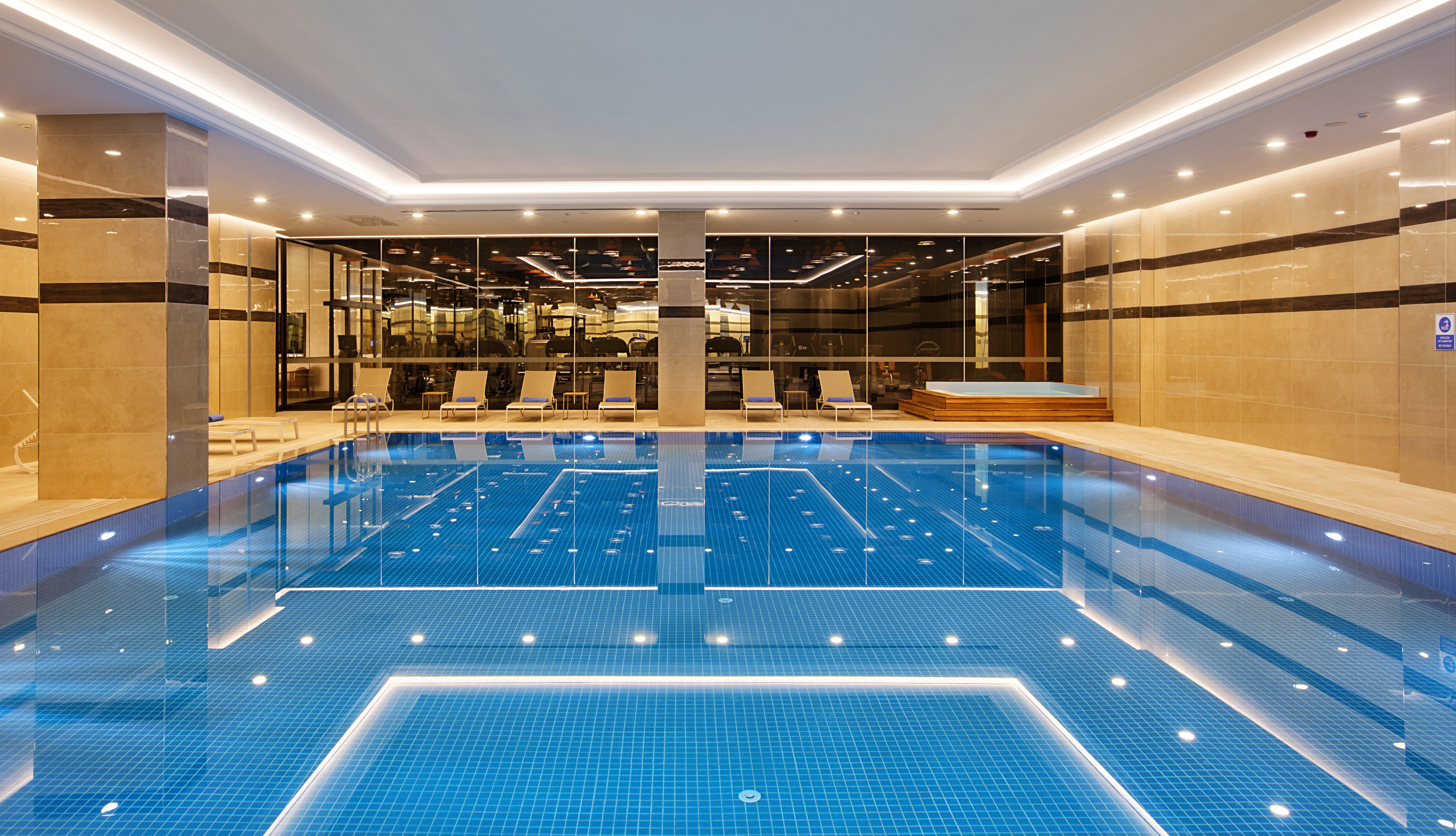 Ottoman'S Life Hotel Deluxe Stambuł Zewnętrze zdjęcie The swimming pool at the hotel