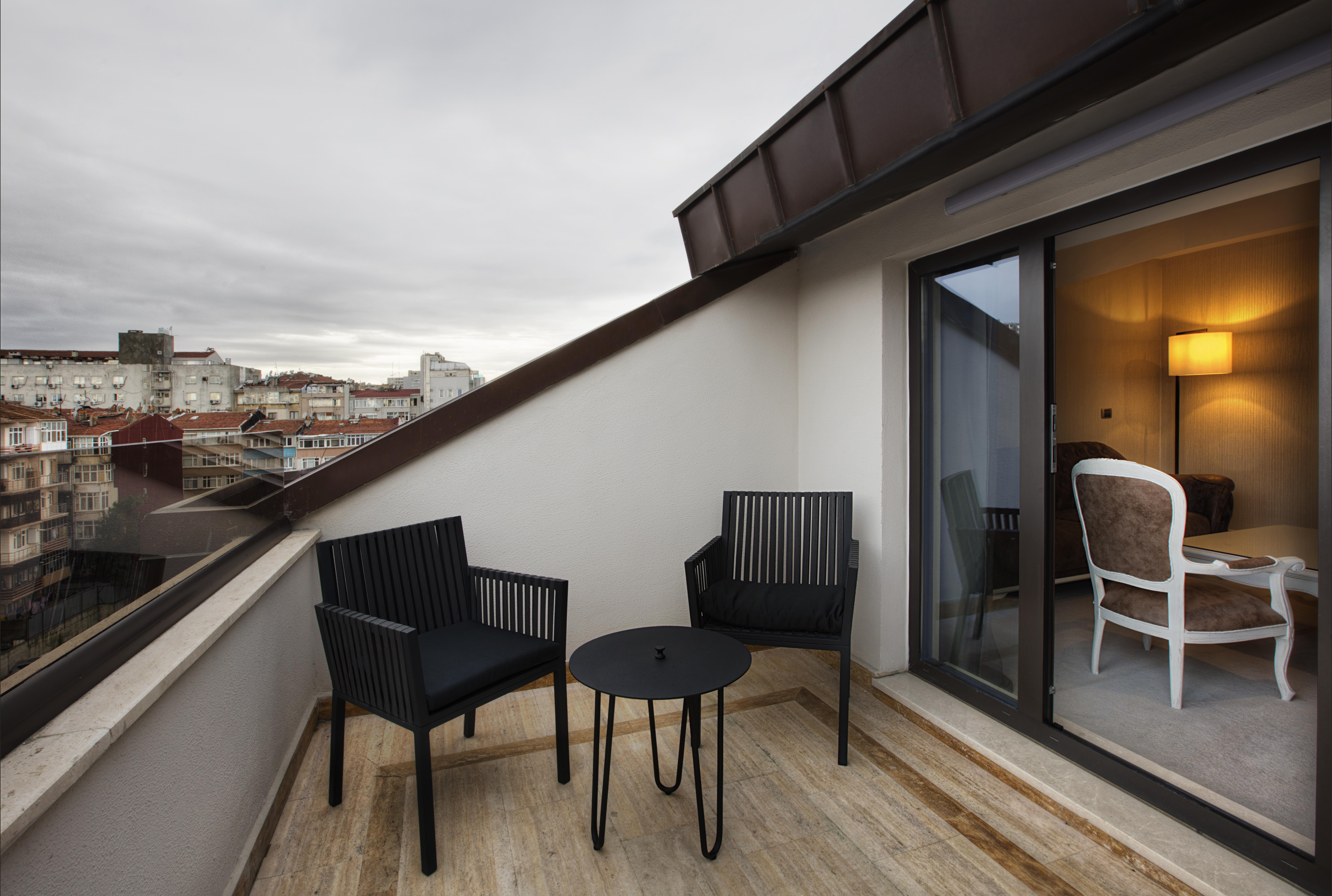 Ottoman'S Life Hotel Deluxe Stambuł Zewnętrze zdjęcie A balcony