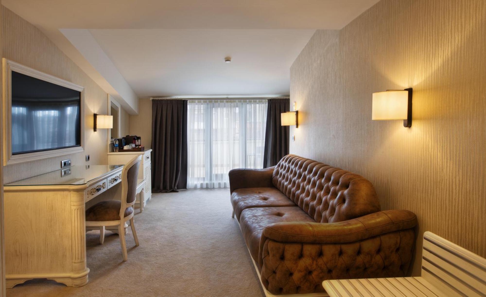 Ottoman'S Life Hotel Deluxe Stambuł Zewnętrze zdjęcie A suite at the hotel